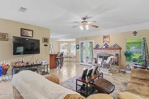 Other - 25 Apache Dr, Picayune, MS 39466 photo 3 of 9