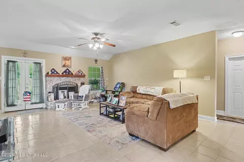 Other - 25 Apache Dr, Picayune, MS 39466 photo 2 of 9