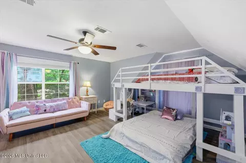 Bedroom - 140 Spindlewood Dr, Madison, MS 39110 photo 4 of 5