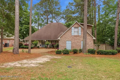 140 Spindlewood Dr, Madison, MS 39110