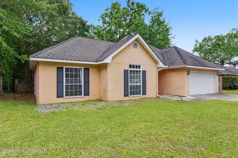 Exterior - 7881 Hilo Way, Diamondhead, MS 39525 photo 3 of 4