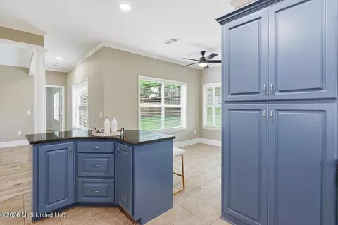 Entry Way - 217 Pecan Cir, Brandon, MS 39042 photo 1 of 1