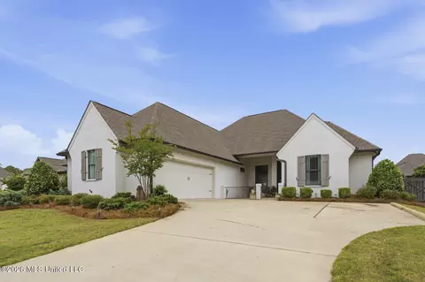173 Grace Dr, Flowood, MS 39232