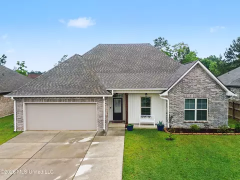 16423 Millsaps Ave, Gulfport, MS 39503