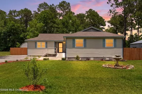 1908 Laurel Gln, Gautier, MS 39553