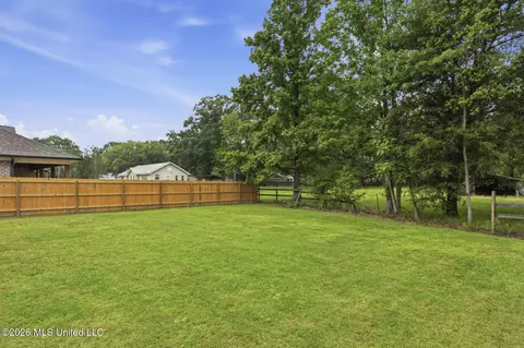 Exterior - 111 Colebrooke Cv, Florence, MS 39073 photo 5 of 6