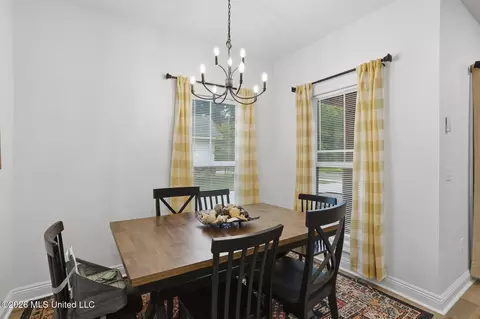 Dining - 111 Colebrooke Cv, Florence, MS 39073 photo 2 of 2