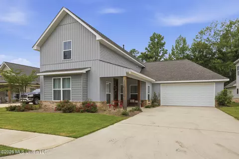 Exterior - 111 Colebrooke Cv, Florence, MS 39073 photo 2 of 6