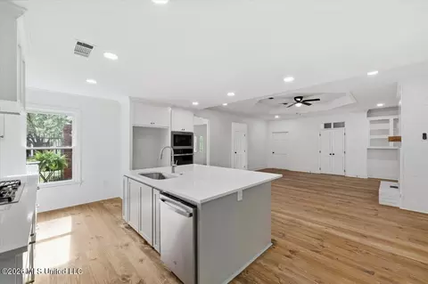 Kitchen - 427 Autumn Oak Dr, Madison, MS 39110 photo 1 of 1