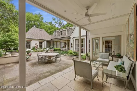 Exterior - 2135 Eastover Dr, Jackson, MS 39211 photo 5 of 13