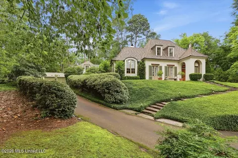 Exterior - 2135 Eastover Dr, Jackson, MS 39211 photo 2 of 13