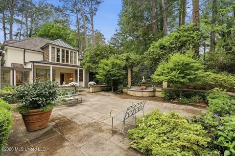 Exterior - 2135 Eastover Dr, Jackson, MS 39211 photo 9 of 13