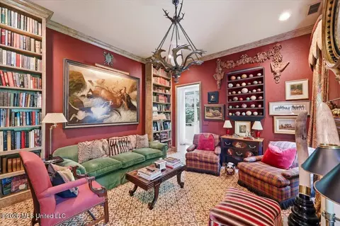 Living - 2135 Eastover Dr, Jackson, MS 39211 photo 7 of 7