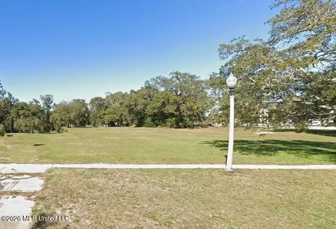 1252-1270 Beach Blvd, Biloxi, MS 39530