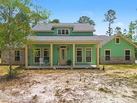 9108 Old Fort Bayou Rd, Vancleave, MS 39565