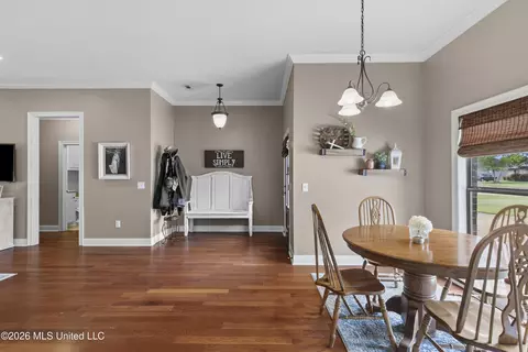 Entry Way - 137 Creekside Dr, Canton, MS 39046 photo 1 of 2