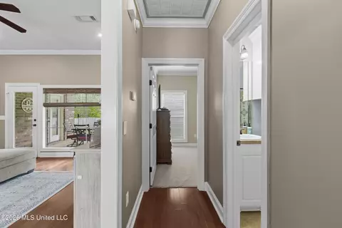Entry Way - 137 Creekside Dr, Canton, MS 39046 photo 2 of 2
