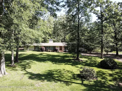 Exterior - 503 E Government St, Brandon, MS 39042 photo 2 of 9