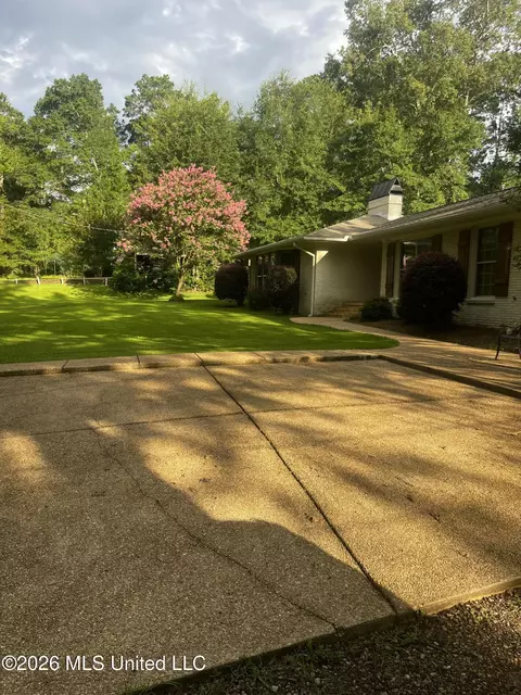 Exterior - 503 E Government St, Brandon, MS 39042 photo 12 of 12