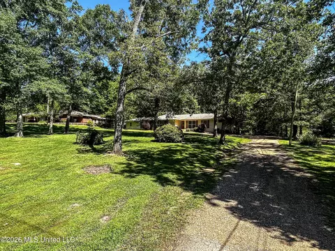Exterior - 503 E Government St, Brandon, MS 39042 photo 9 of 9