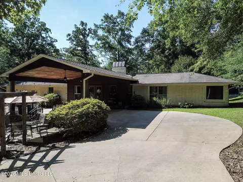 Exterior - 503 E Government St, Brandon, MS 39042 photo 5 of 9