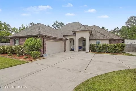 12926 Hebert Cv, Vancleave, MS 39565