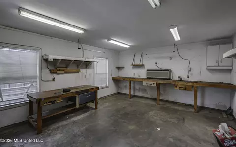 Other - 1229 Crossview Ct, Brandon, MS 39042 photo 5 of 7