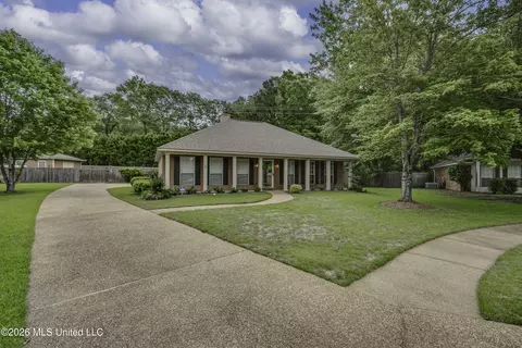 Exterior - 1229 Crossview Ct, Brandon, MS 39042 photo 1 of 6