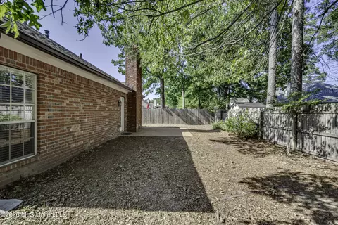 Exterior - 138 Chestnut Dr, Brandon, MS 39047 photo 10 of 10