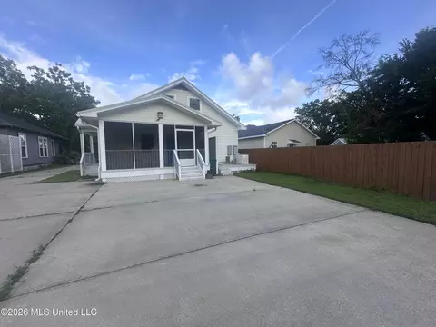 5130 Arthur St, Moss Point, MS 39563 photo 11