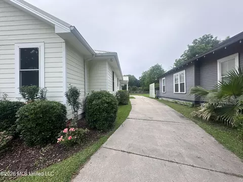 5130 Arthur St, Moss Point, MS 39563 photo 3