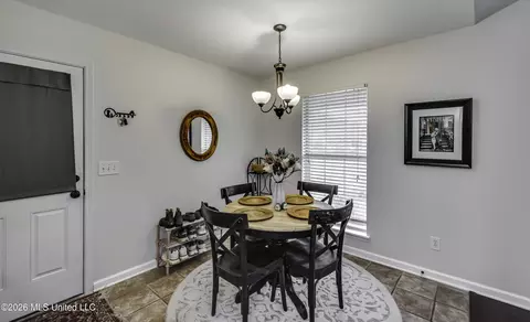 Dining - 441 Mockingbird Cir, Brandon, MS 39047 photo 1 of 2