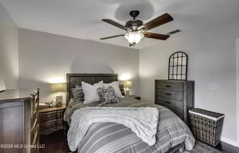 Bedroom - 441 Mockingbird Cir, Brandon, MS 39047 photo 2 of 5