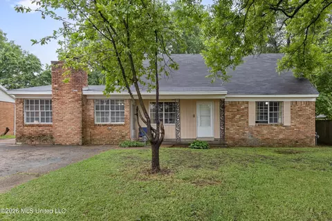 1611 Ticonderoga Dr, Southaven, MS 38671