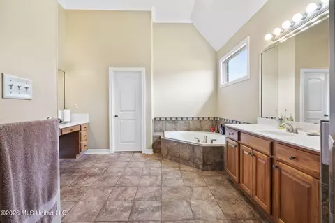 Other - 2830 S Manning Cir, Nesbit, MS 38651 photo 5 of 13