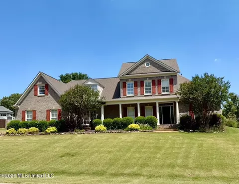 2830 S Manning Cir, Nesbit, MS 38651