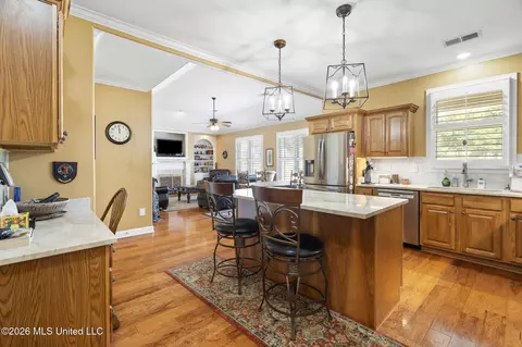 Kitchen - 2830 S Manning Cir, Nesbit, MS 38651 photo 1 of 3