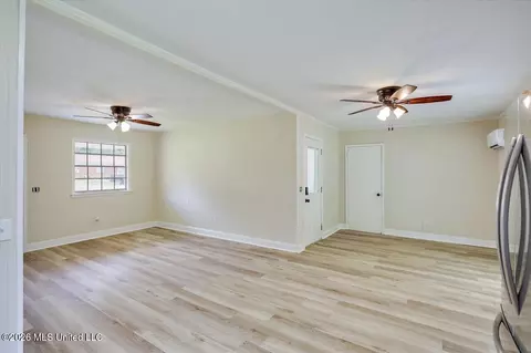Living - 210 N Jadek Dr, Magee, MS 39111 photo 4 of 4
