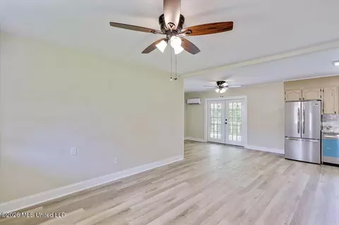 Living - 210 N Jadek Dr, Magee, MS 39111 photo 1 of 4