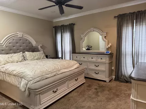 Bedroom - 8 Audubon Pl, Natchez, MS 39120 photo 1 of 3