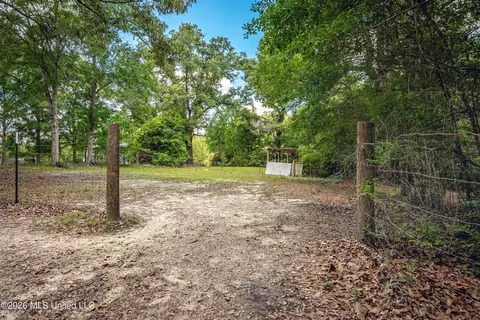 Exterior - 21510 Yankee Town Rd, Saucier, MS 39574 photo 10 of 30