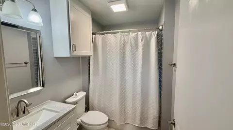 Bath - 219 Mcree Dr, Clinton, MS 39056 photo 2 of 6