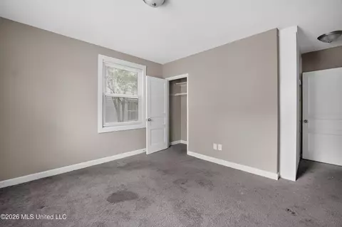 Bedroom - 305 Broadmoor Dr, Jackson, MS 39206 photo 4 of 11