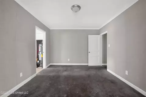 Bedroom - 305 Broadmoor Dr, Jackson, MS 39206 photo 2 of 11