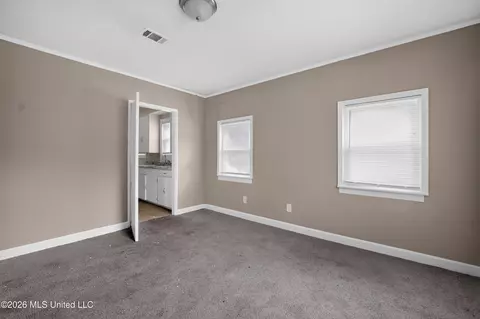 Bedroom - 305 Broadmoor Dr, Jackson, MS 39206 photo 10 of 11