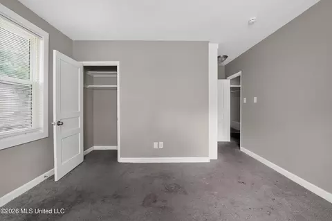 Bedroom - 305 Broadmoor Dr, Jackson, MS 39206 photo 7 of 11