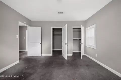 Bedroom - 305 Broadmoor Dr, Jackson, MS 39206 photo 9 of 11