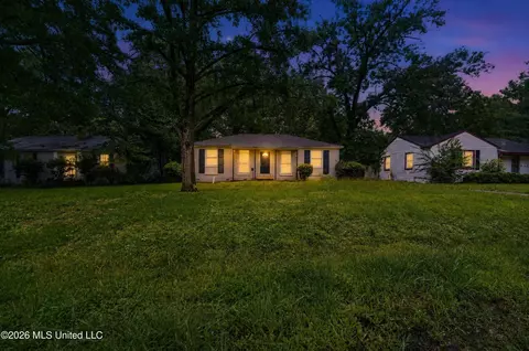 Exterior - 305 Broadmoor Dr, Jackson, MS 39206 photo 7 of 7