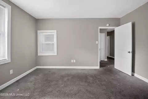 Bedroom - 305 Broadmoor Dr, Jackson, MS 39206 photo 5 of 11