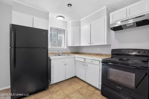 Kitchen - 349 Queen Isabella, Jackson, MS 39209 photo 2 of 2